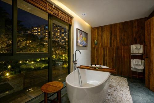 Superior Double or Twin Room - No Window