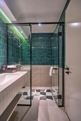 Deluxe Double Room Internal Window + Afternoon Tea