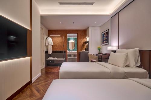 Deluxe Double or Twin Room Internal Window + Afternoon Tea