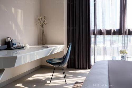 Junior Contemporary Suite