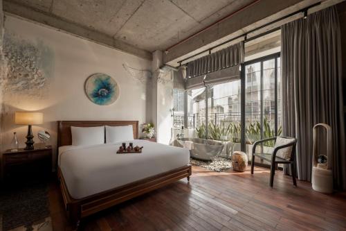 Artist Haven Room (City View)