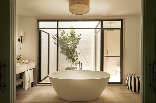 Junior Suite with balcony