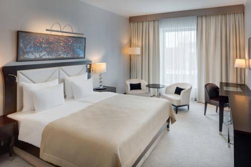 Riverside, Guest room, 1 King