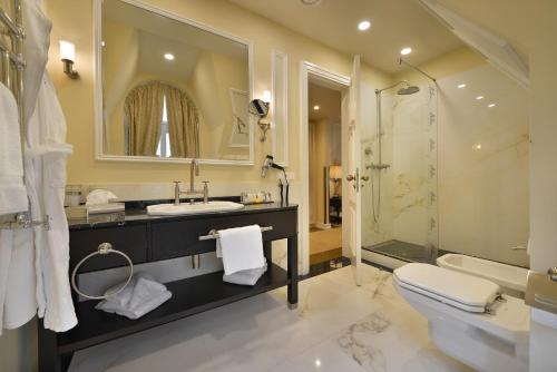 Wilson Junior Suite