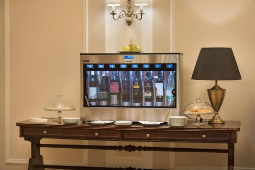 Wilson Junior Suite