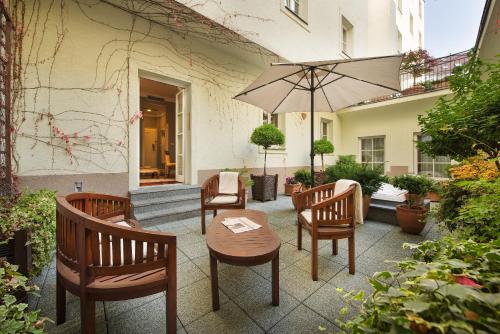 Garden Suite with 50 m2 Terrace