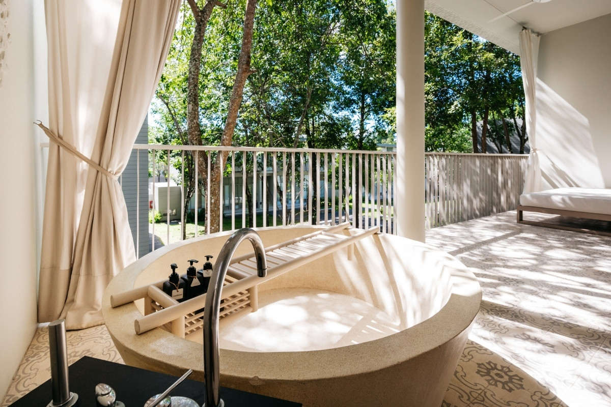 Deluxe Balcony