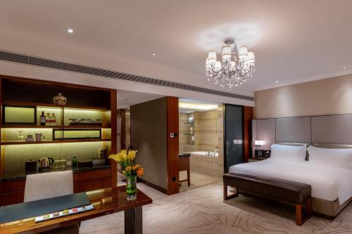 Junior Suite - Open-plan studio design
