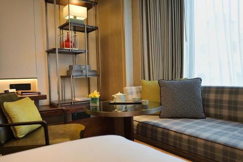 King Room with West Lake View
