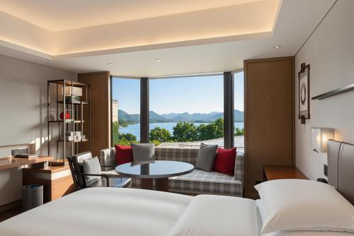 King Room with West Lake View