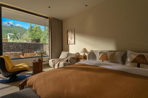 Queen Room with Garden View