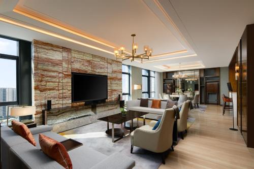One-Bedroom Presidential King Suite