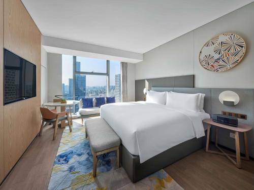 Premium King Room