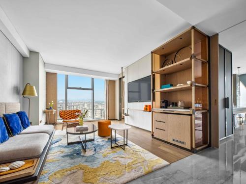 One Bedroom King Suite