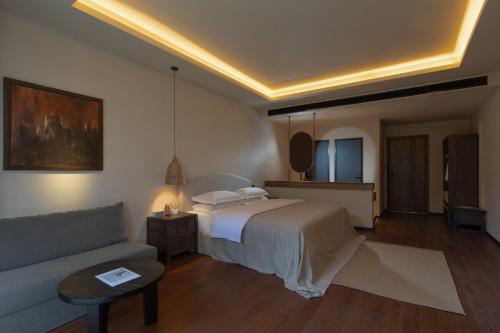 King Room with Garden View