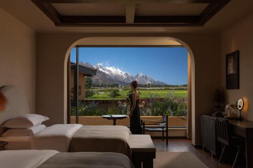 Twin Room with View
