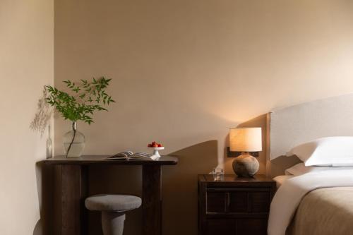 King Room with Mountain View