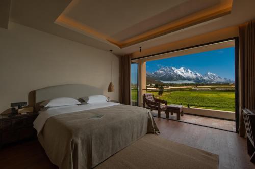 King Room with Balcony