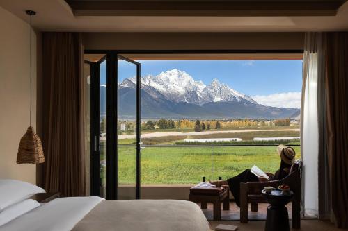 King Room with Balcony