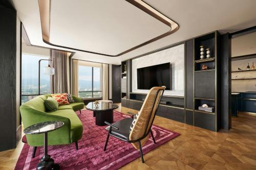 Sterling  One-Bedroom Vise Presidential King Suite
