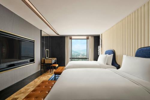 Silver Two-Bedroom Presidential Suite with Skyline View
