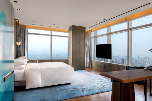 Premium King Room