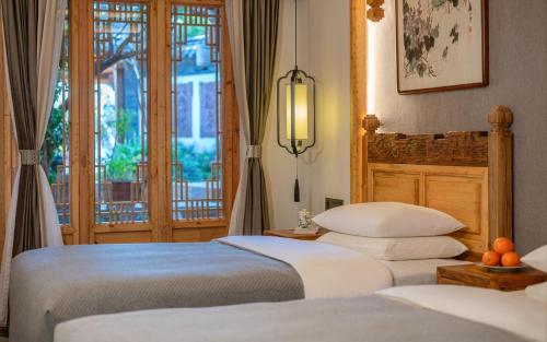 Standard Twin Room with Garden View