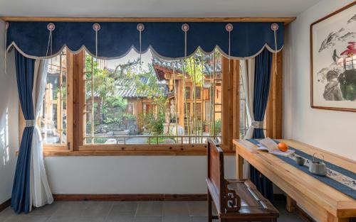 King Room with Garden View