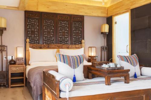 Suite with Garden View