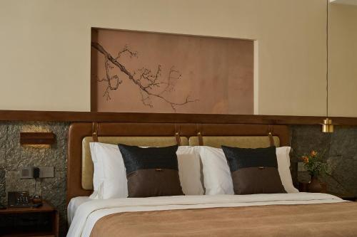 King Room with Lake View
