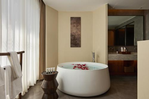 King Room with Lake View