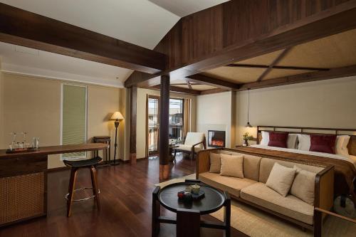 Premium King Room