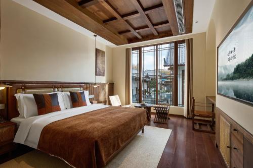 Double Room with Spa Bath