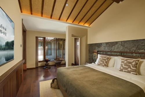 Double Room with Spa Bath