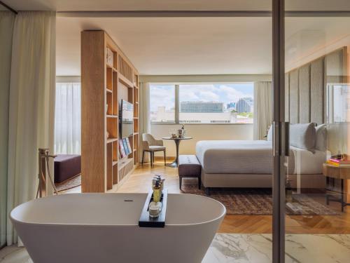 Beyond ME+ Suite with Spa Access (2 adults + 2 child)