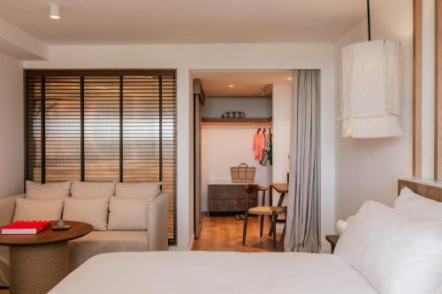 Ultimate ME + 2 Bedroom Suite