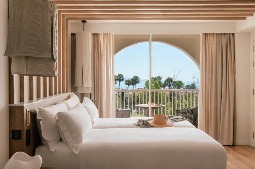 Ultimate ME + 2 Bedroom Suite