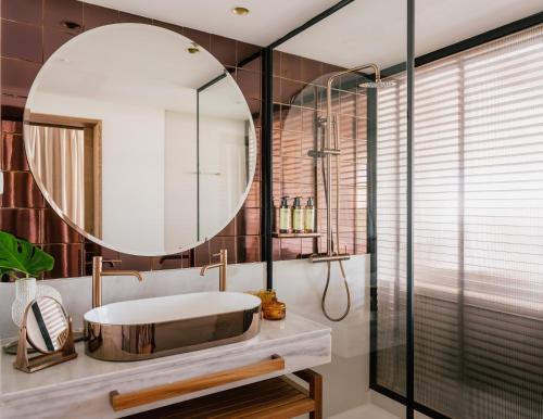 Superior ME + Junior Suite with Garden
