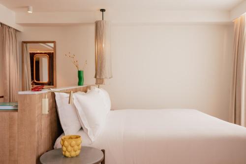 Studio ME + Suite with Garden