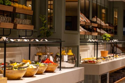 Premium Deluxe Sea View Room with Pool