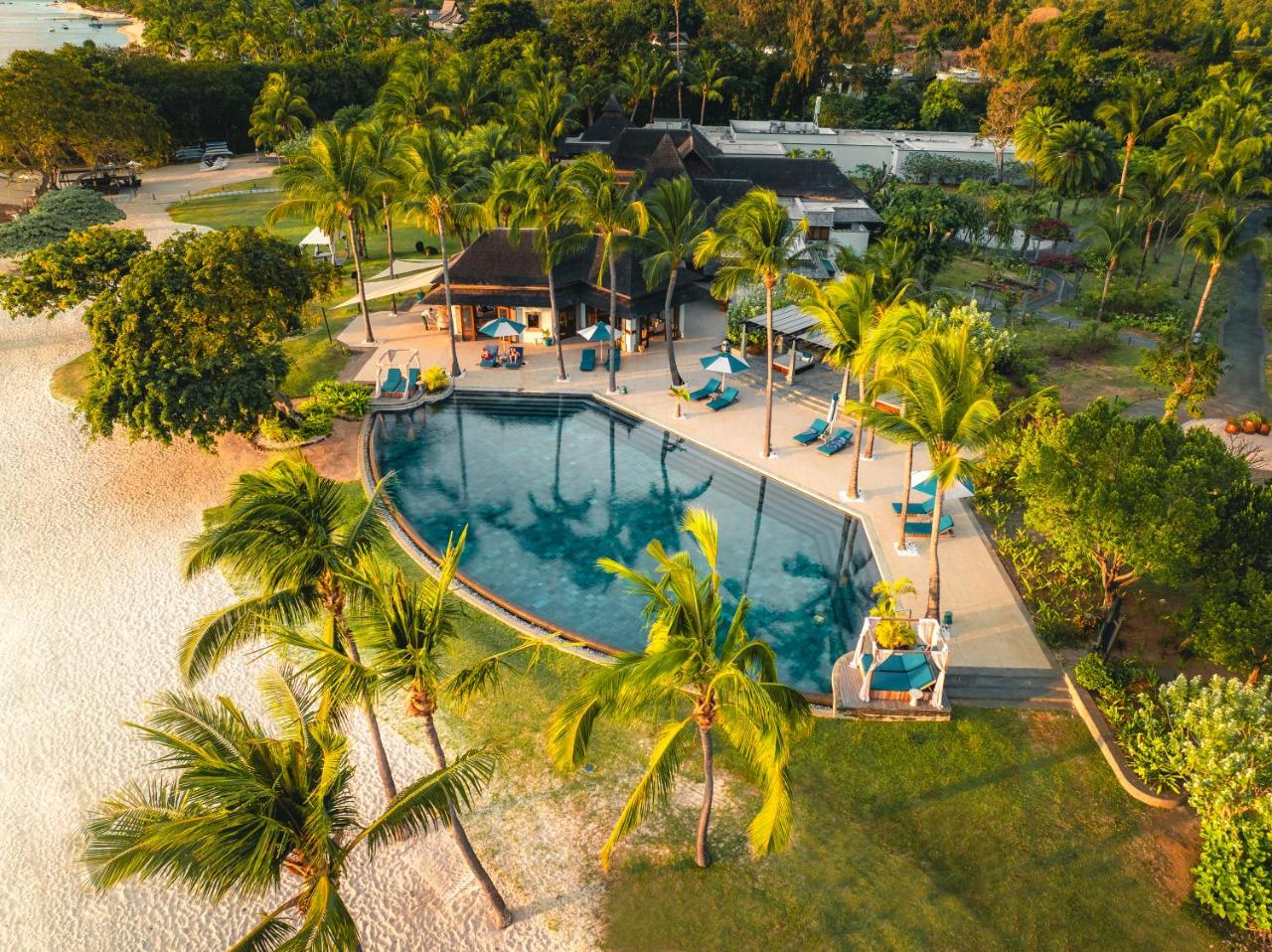 Maradiva Villas Resort & Spa