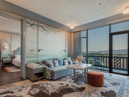 West Lake Suite