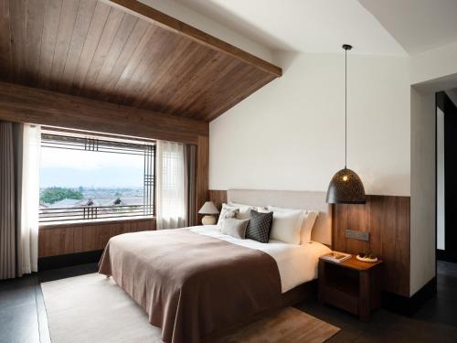 Deluxe Double Room with Bath