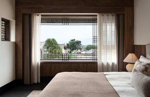 Deluxe Double Room with Bath