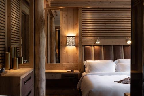 Suite with Mountain View, Hot Tube and Sofa Bed