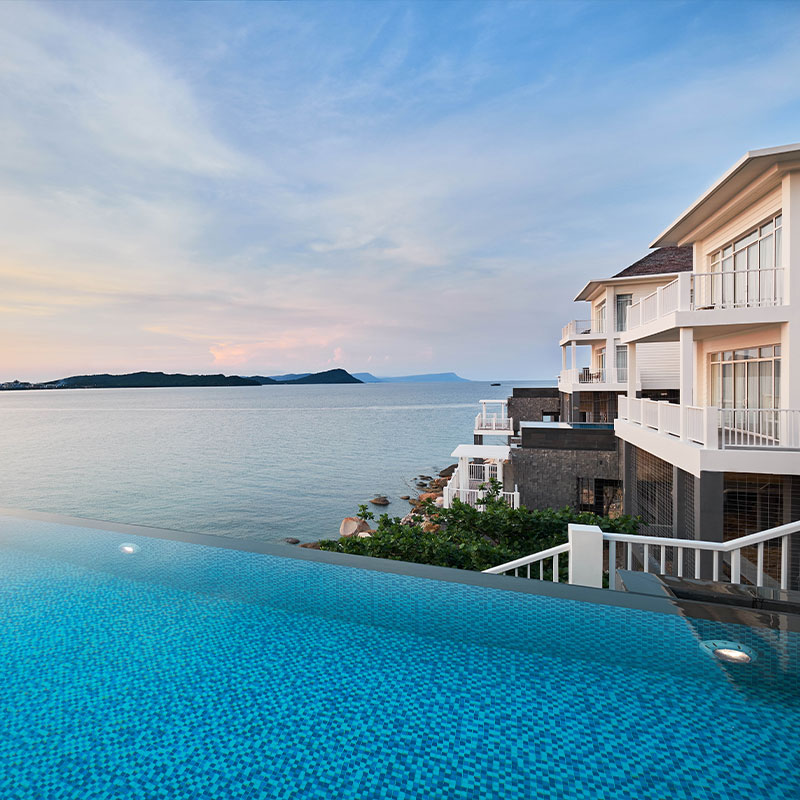 4 Bedroom Ocean Villa with Private Pool