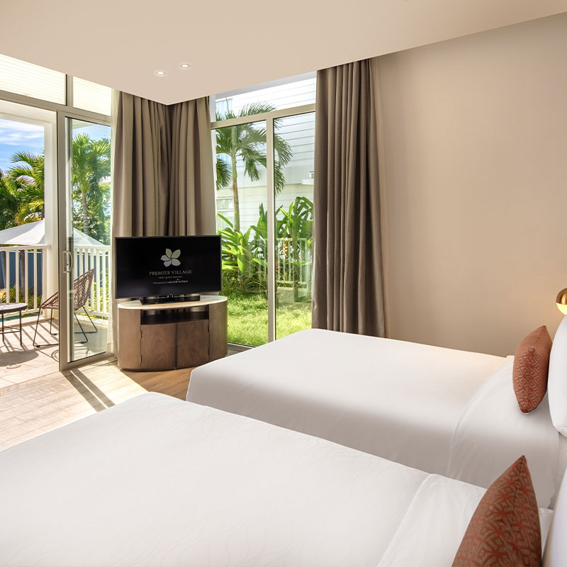 3 BR Beachfront Villa With Private Pool