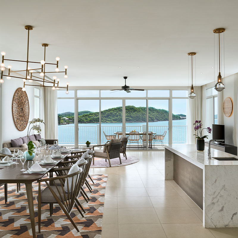 4 Bedroom On The Rock Pool Villa
