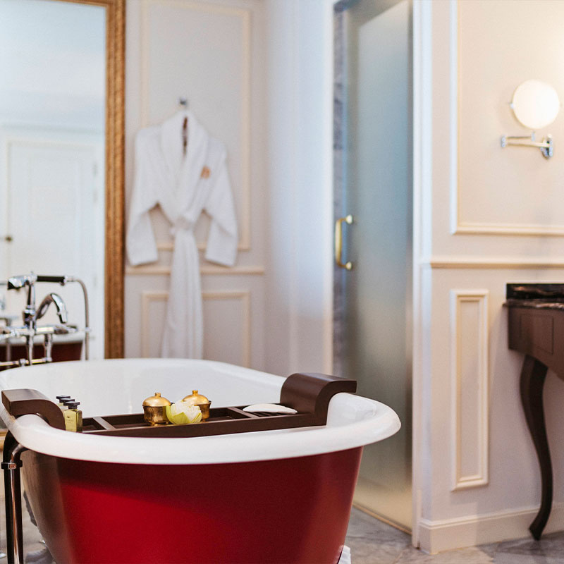 SKY EXECUTIVE GRAND DELUXE ROOM