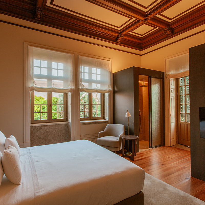 Garden Honour Room